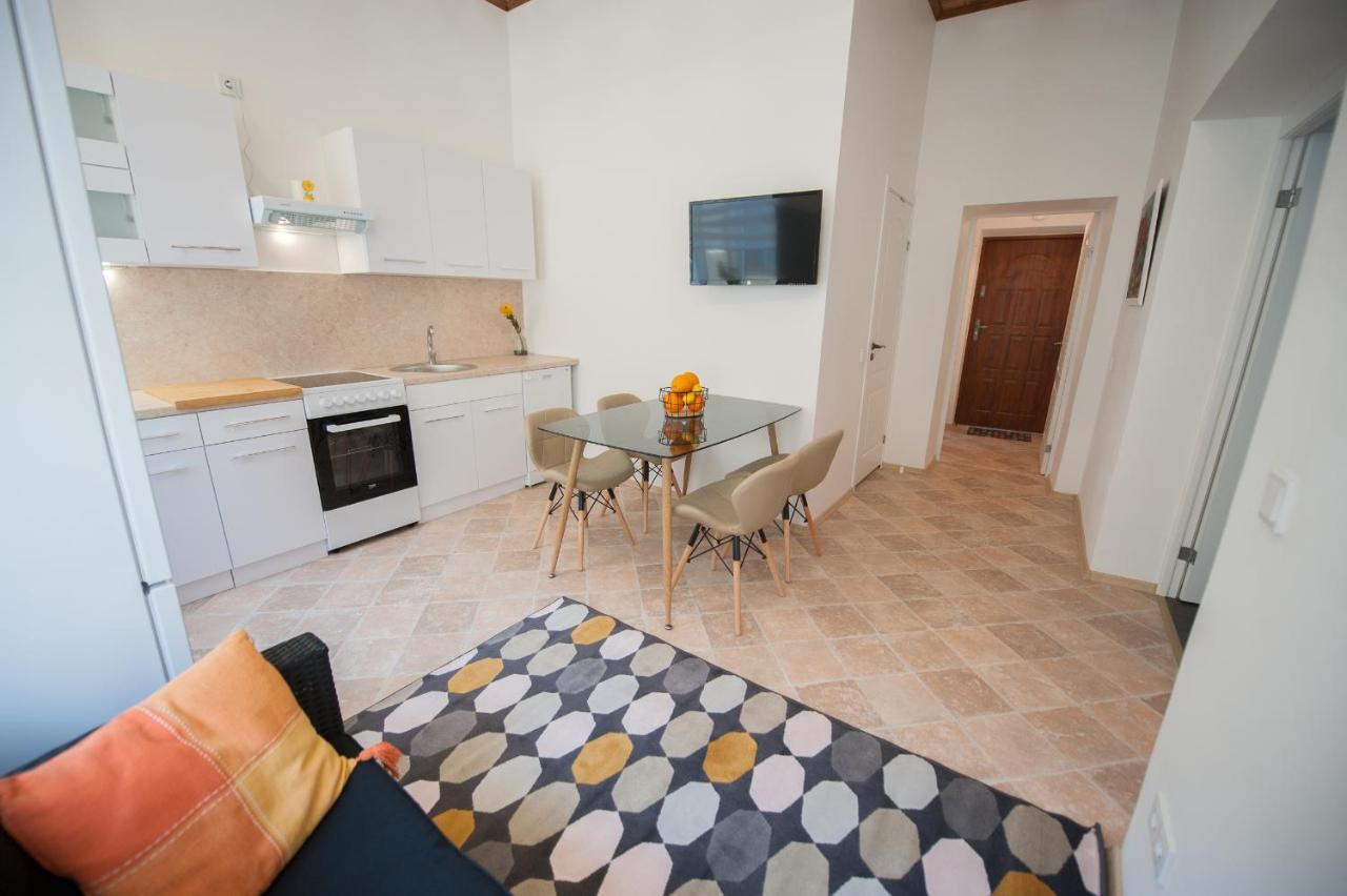 Romantic New 2 Bedroom Vilnius Best Location Εξωτερικό φωτογραφία