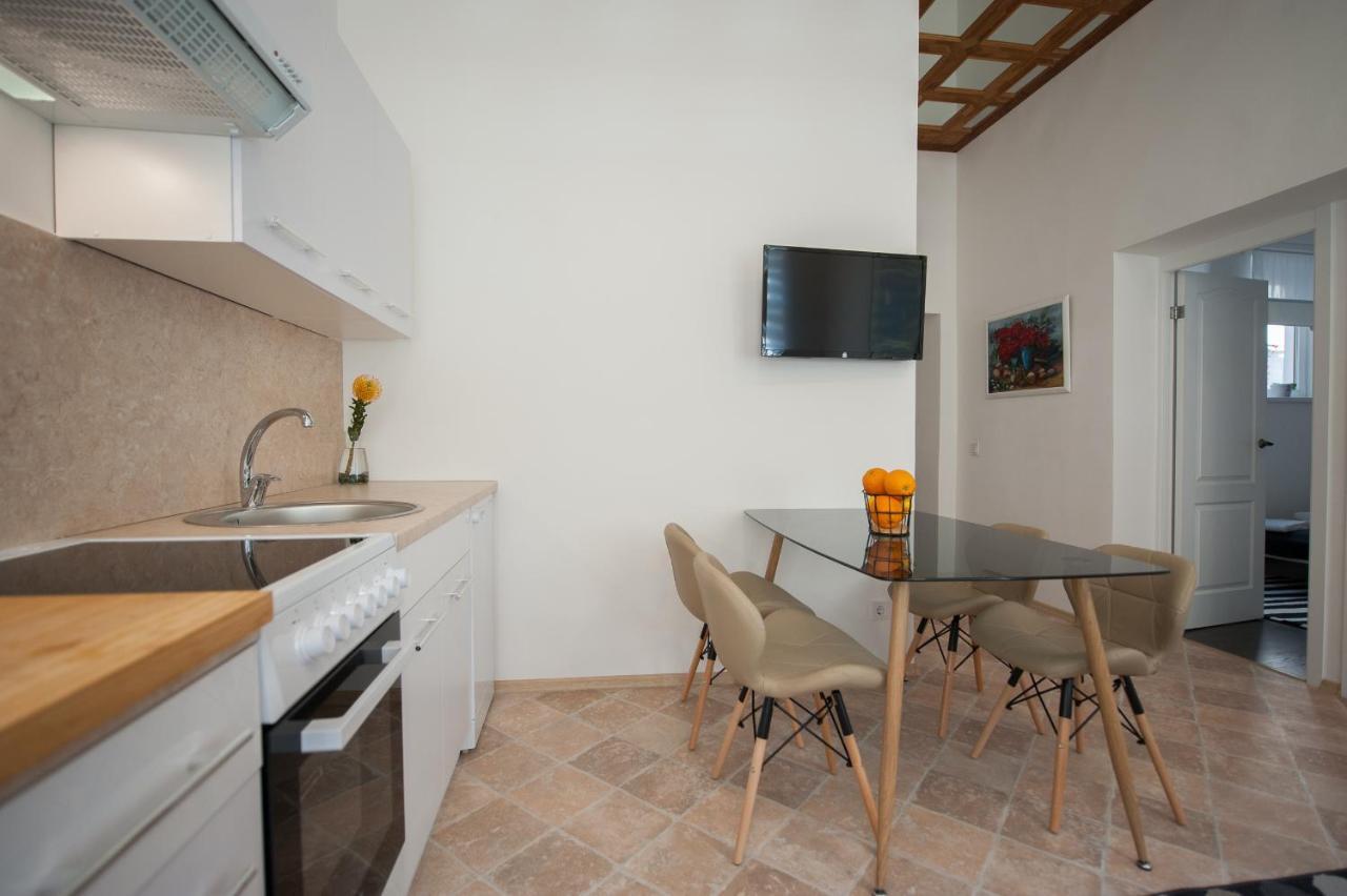 Romantic New 2 Bedroom Vilnius Best Location Εξωτερικό φωτογραφία